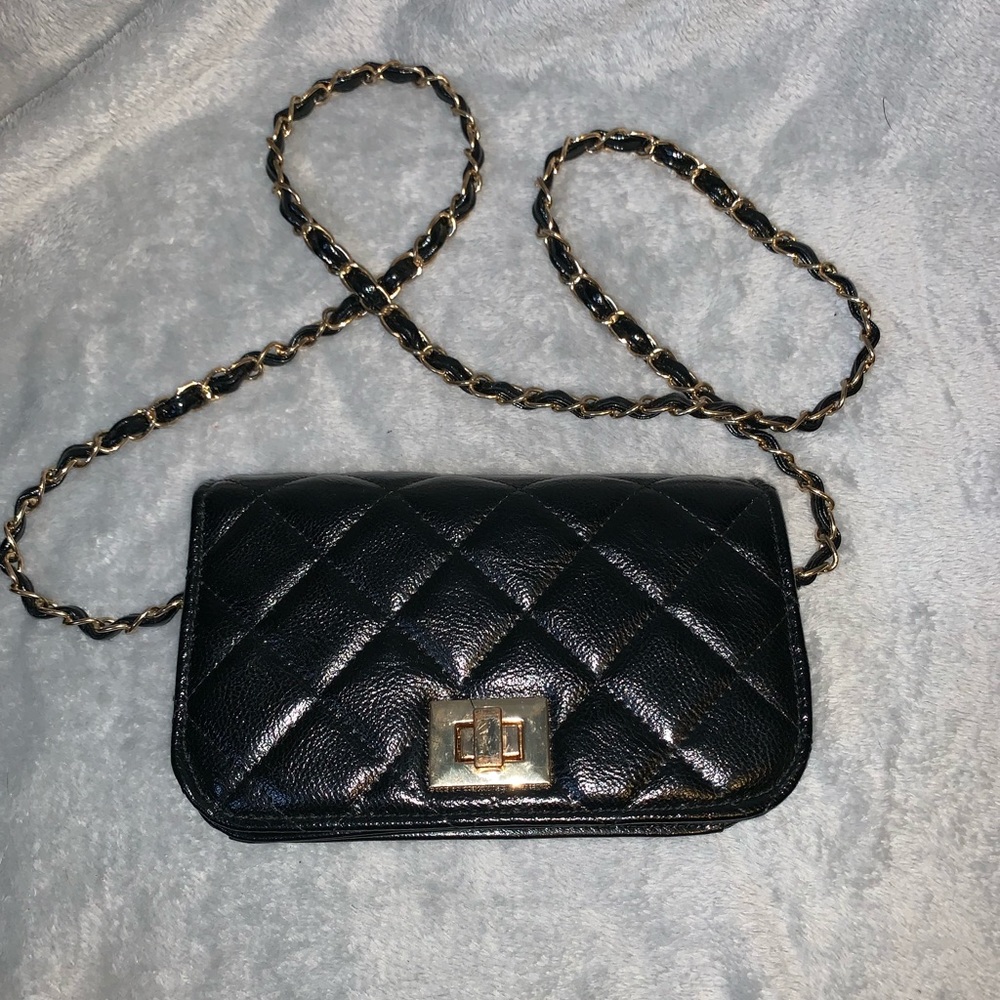 Black purse